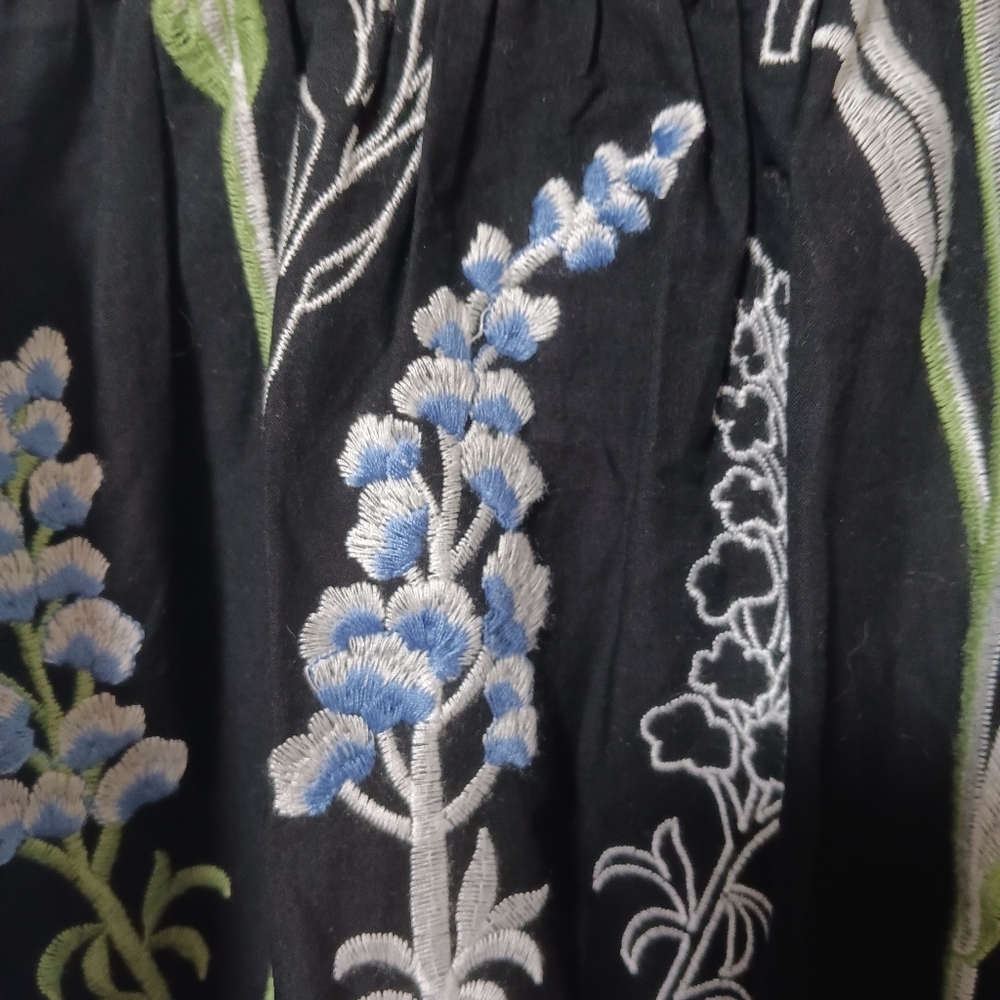 Dress The Population Floral Embroidered Tiered Dress - Picture 5 of 10